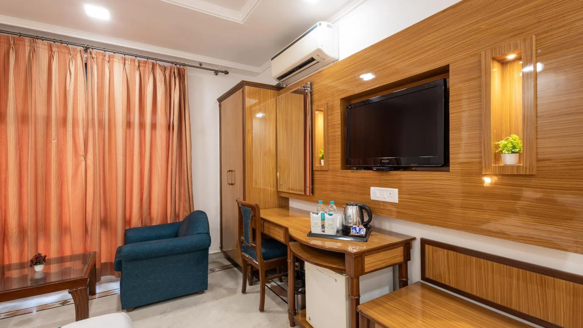 Hotel Panickers Residency - Ajmal Khan Market Near Karol Bagh Metro Delhi