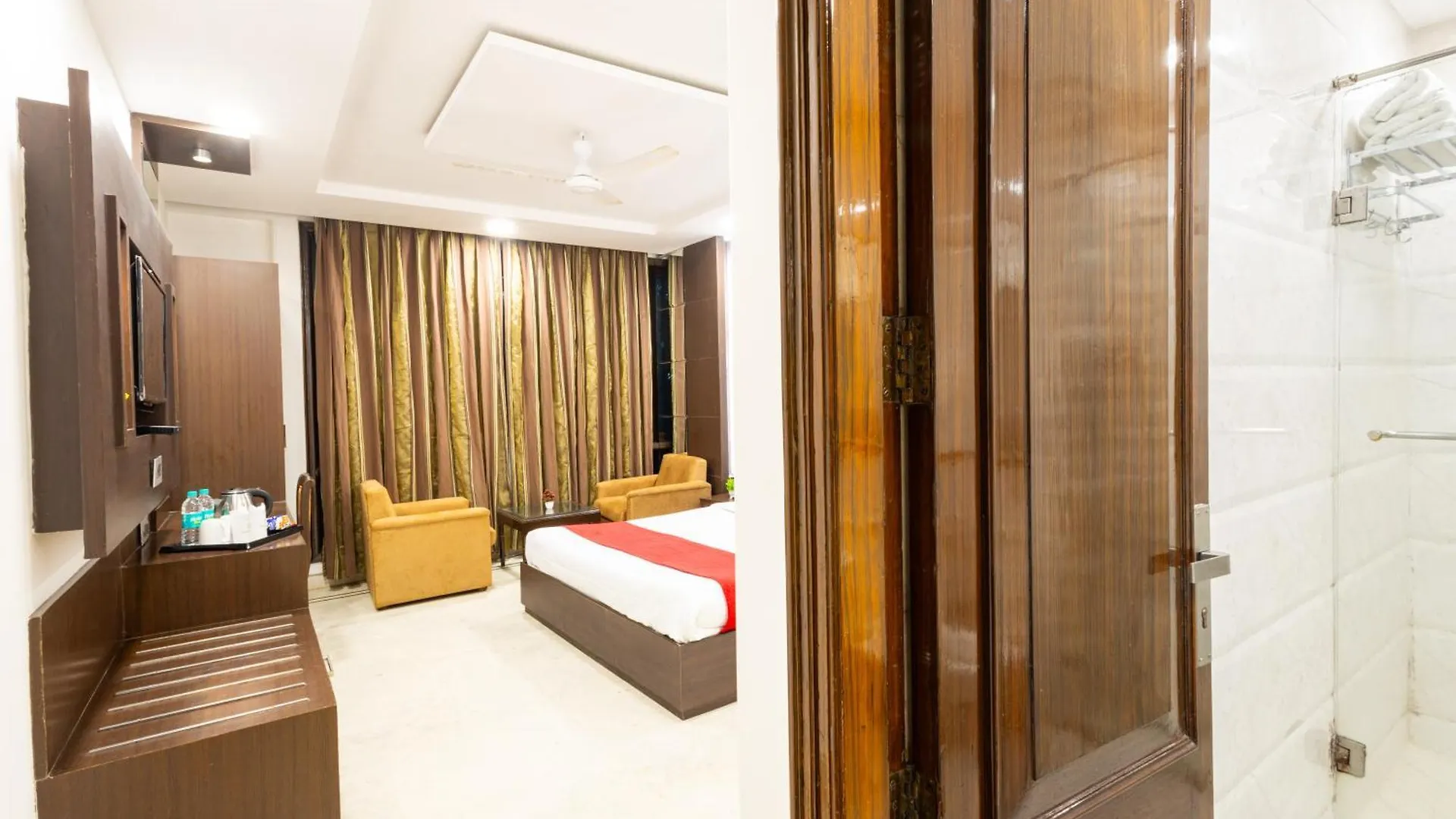 Hotel Panickers Residency - Ajmal Khan Market Near Karol Bagh Metro Delhi  3*, Delhi (National Capital Territory of India)
